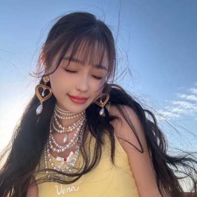 黑白姊妹 封面